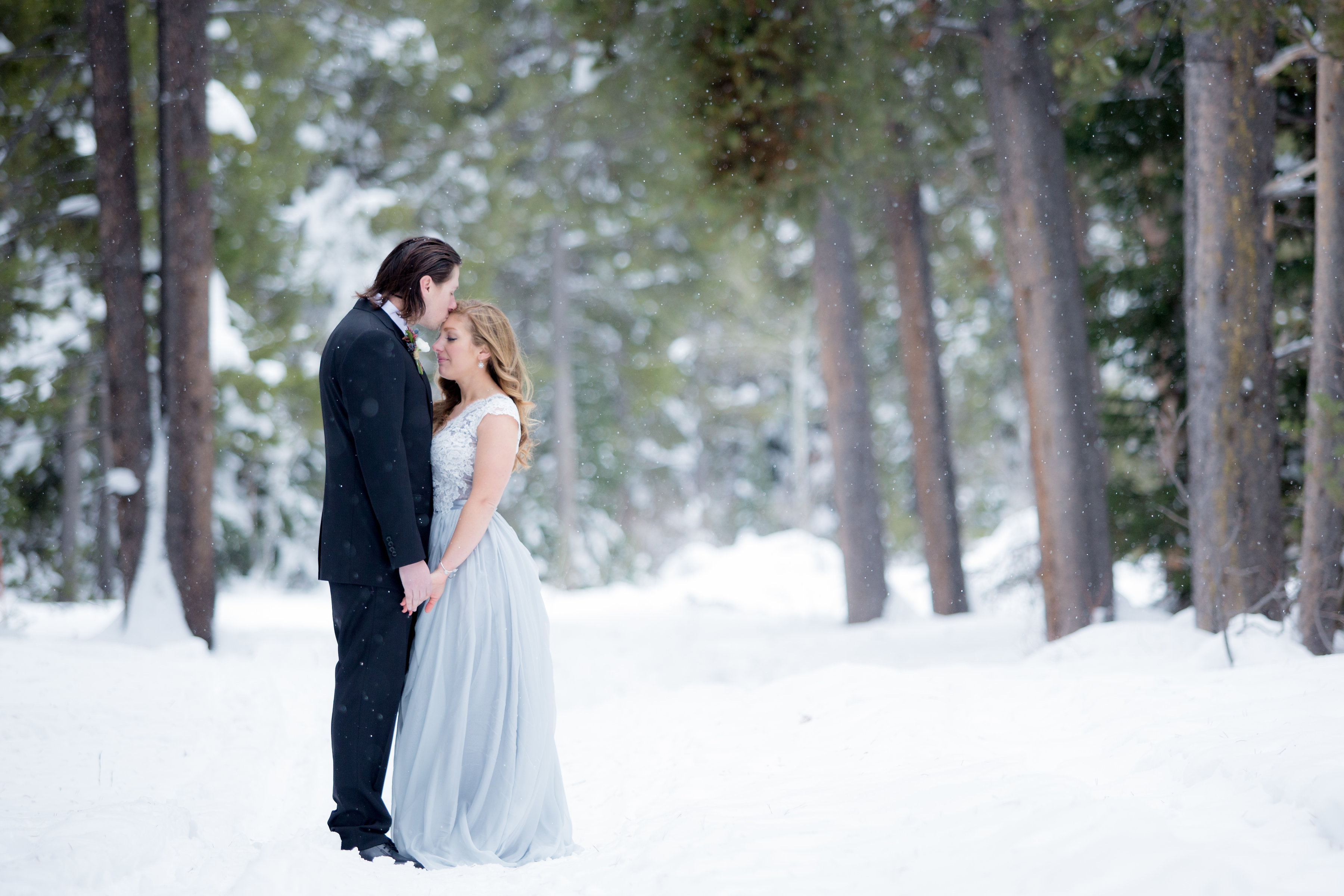 winter wonderland forest wedding 