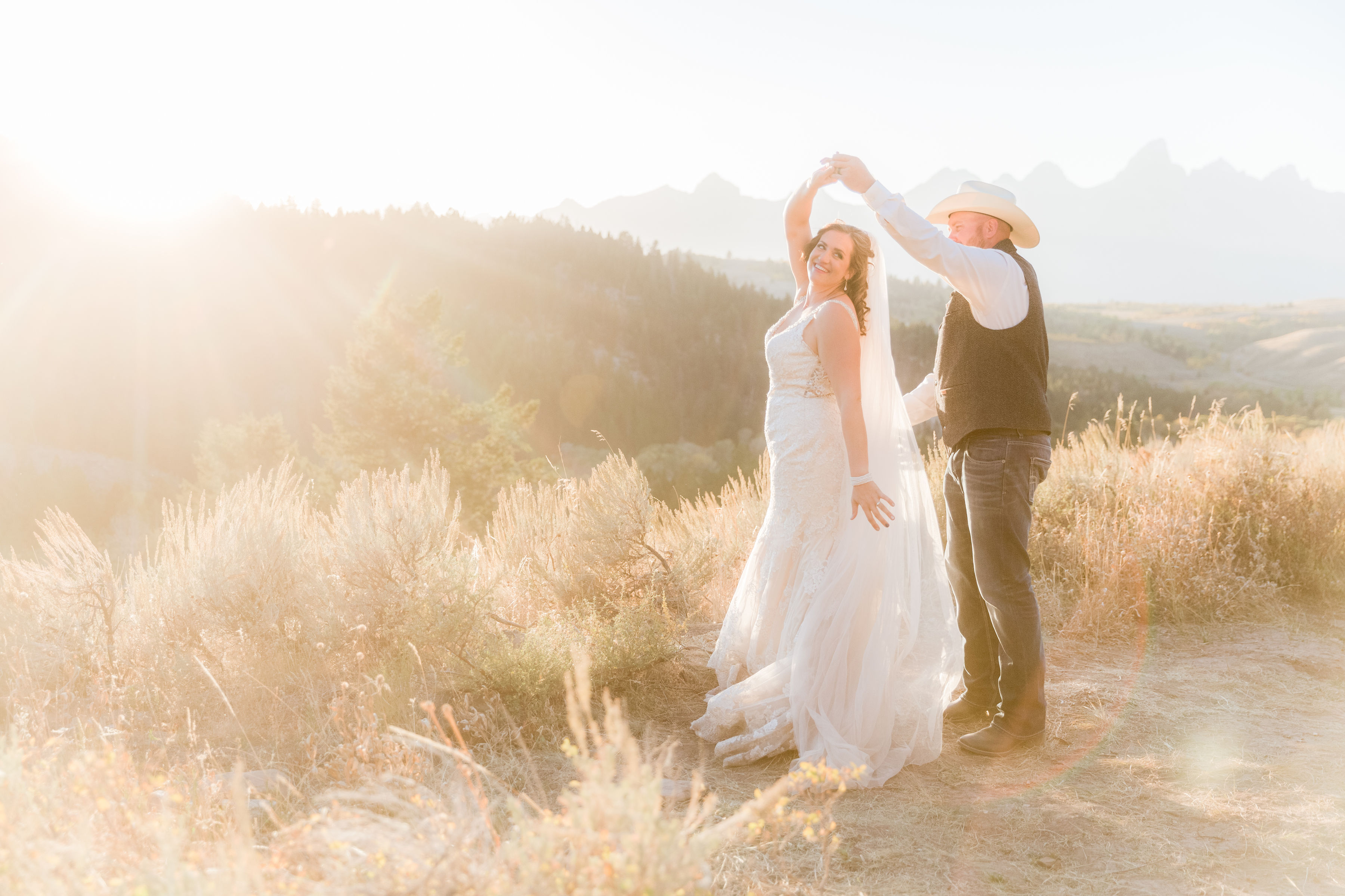 Dreamy Fall weddings in Grand Teton National Park